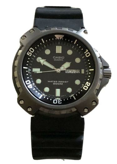 Casio MD-703 Diver Wrist Watch - Vintage - Rare - Highly Collectable-Mint Condition