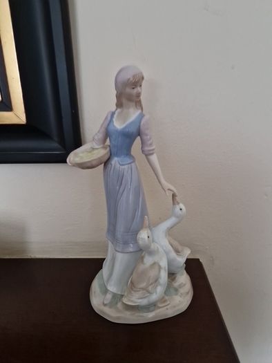 porcelain figure