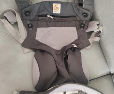 Ergobaby Carrier