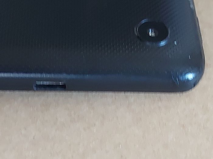 Alcatel 7 inch Tablet, pin locked, in very good condition