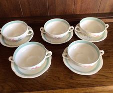 Alfred Meakin 1950s Harvest Bouquet 5 Soup bowls and saucers Coupes