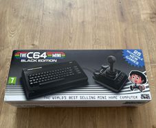 Commodore 64 , The C64 Mini Black Edition with 25 Games and Controllers