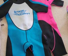 kids wetsuits (age 8 + age 10)
