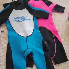 kids wetsuits (age 8 + age 10)