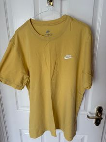 Nike t shirt