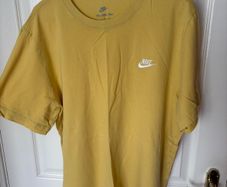 Nike t shirt