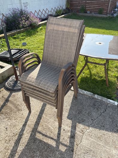 table and chairs