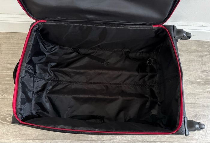 Ultra-Light EcoLite Suitcase Black
