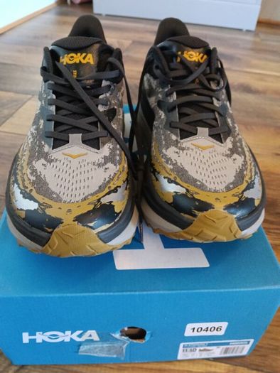 Hoka shoe