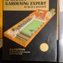 The Complete Garden Expert. 4 Booklets In Pouch. Paperbacks In Good Condition. See Photos. Image 4