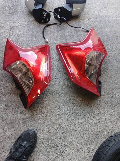 Nissan Note Tail lights and mirrors and spare wheel kit
