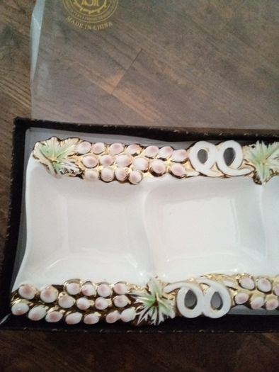 porcelain  serving dish