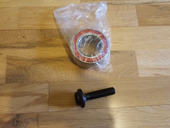 Wheel bearing with screw for AUDI, rear axle both sides