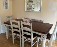 Kitchen Table w/ 4 chairs and bench