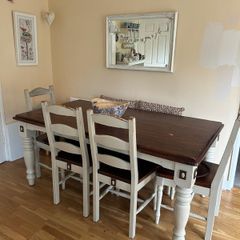 Kitchen Table w/ 4 chairs and bench