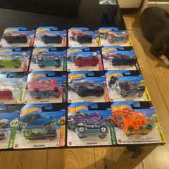 16 brand new Hot wheels cars
