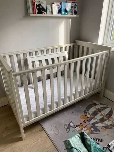 Free cot