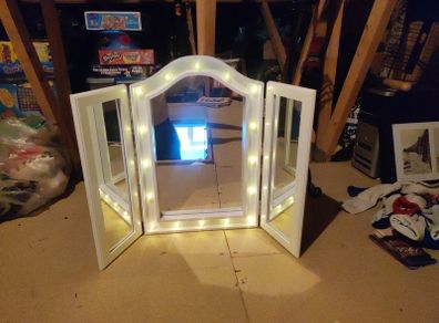 vanity mirror