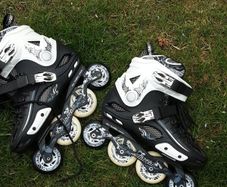 Roller blades