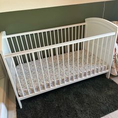 white baby elegance cot bed
