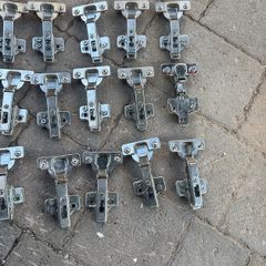 cabinet hinges