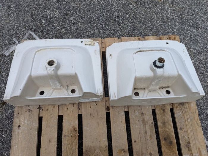 Porcelain Bathroom sets