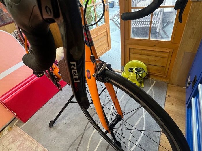 Full carbon race road bike s56 electronic shifting