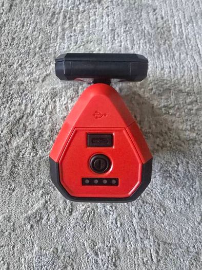 milwaukee m12 light