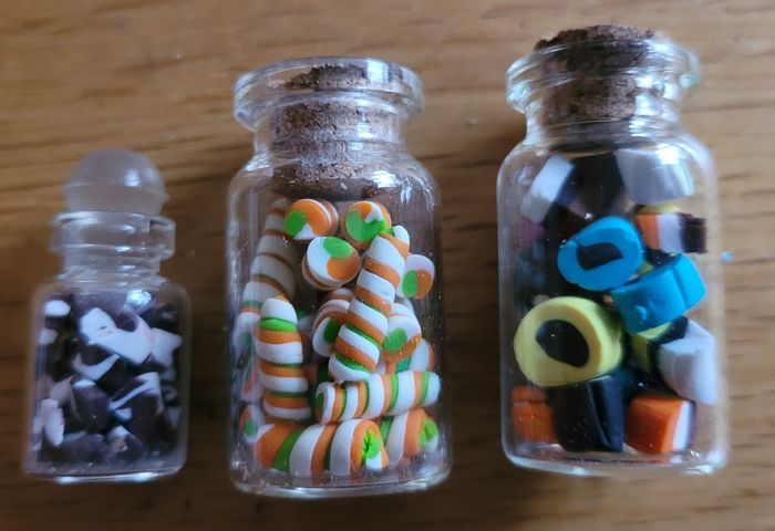 Miniature shop, dolls house groceries, food, sweets