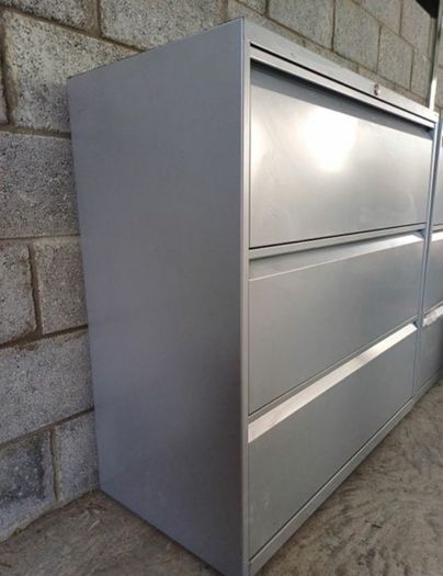 metal cabinet 3 drawer