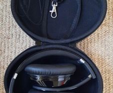 MPOW Wireless Earphones & Hardcase