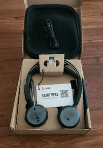 Poly Voyager Focus 2 UC - Plantronics Bluetooth Wireless Headset - Brand New