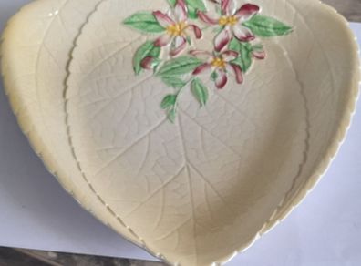 carlton ware leaf dish