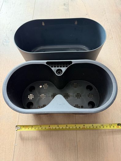 Double flower pot (with insert)