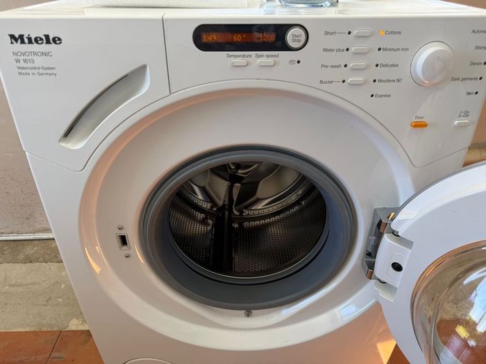 Miele washing machine 8kg