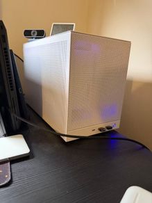 High-End White ITX Gaming PC | RTX 5070 Ti 16GB | Ryzen 7 9700X | Barely Used