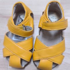 Leather baby/kids sandals new uk 6