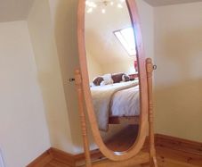 bedroom mirror