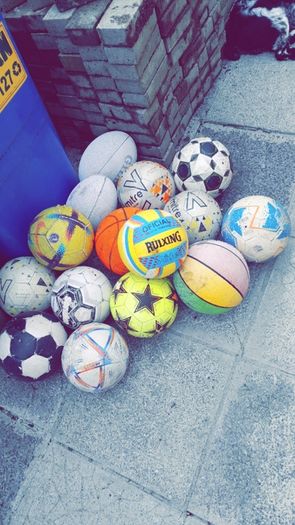 A bunch of mixed balls