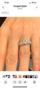 Beautiful 5 stone diamond dress ring in 18ct white gold