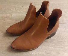Ankle boots