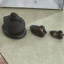 3 DUCKS Duck Ornament, VintagVintage smaller oneHand Painted Soapstone Decoy Duck Figurine Rustic Cabin Decor 18.00 euro. Image 2