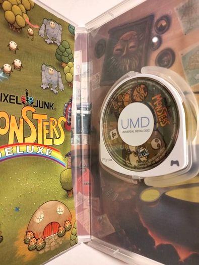 PixelJunk Monsters Deluxe PSP PlayStation Portable