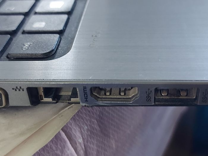 HP ProBook 455 G2AMD A8-7100 Radeon R5, 8 Compute Cores 4C + 4G, 1.8GHz, 12GB Ram, 500GB HD, Windows 10, Micosoft Edge, Chrome, and VLC