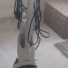 VAX Compact Power Carpet Washer + 750 ml Platinum Solution