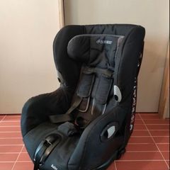 Maxi Cosi axiss car seat 8-19kg
