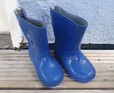 Wellies size 5 junior
