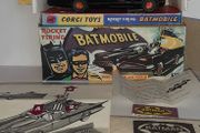 Corgi Toys 267 Batmobile with filled in door rare to find in very good condition