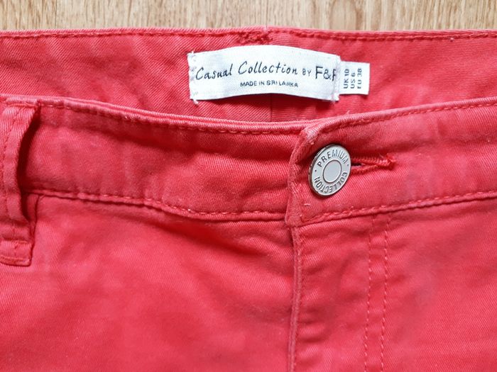 Red Trousers. Size10