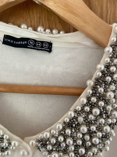 Pretty pearl cardigan size 16